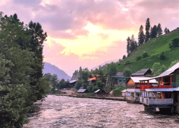 Azad Kashmir Honeymoon packages