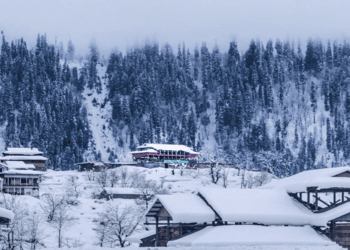 Neelum Arang Kel Travel Package