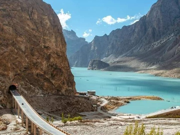 Gilgit Baltistan Lake Hunza Pakistan Gilgit Baltistan Lake Hunza Pakistan