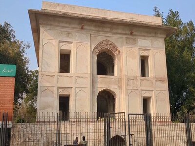 Tomb of Nadira Begum